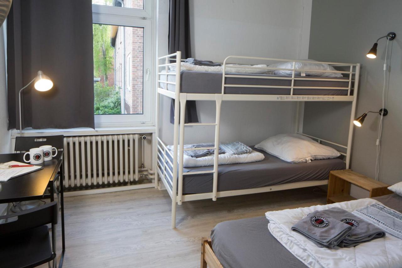 Flensbed Hotel & Hostel フレンスブルク 部屋 写真