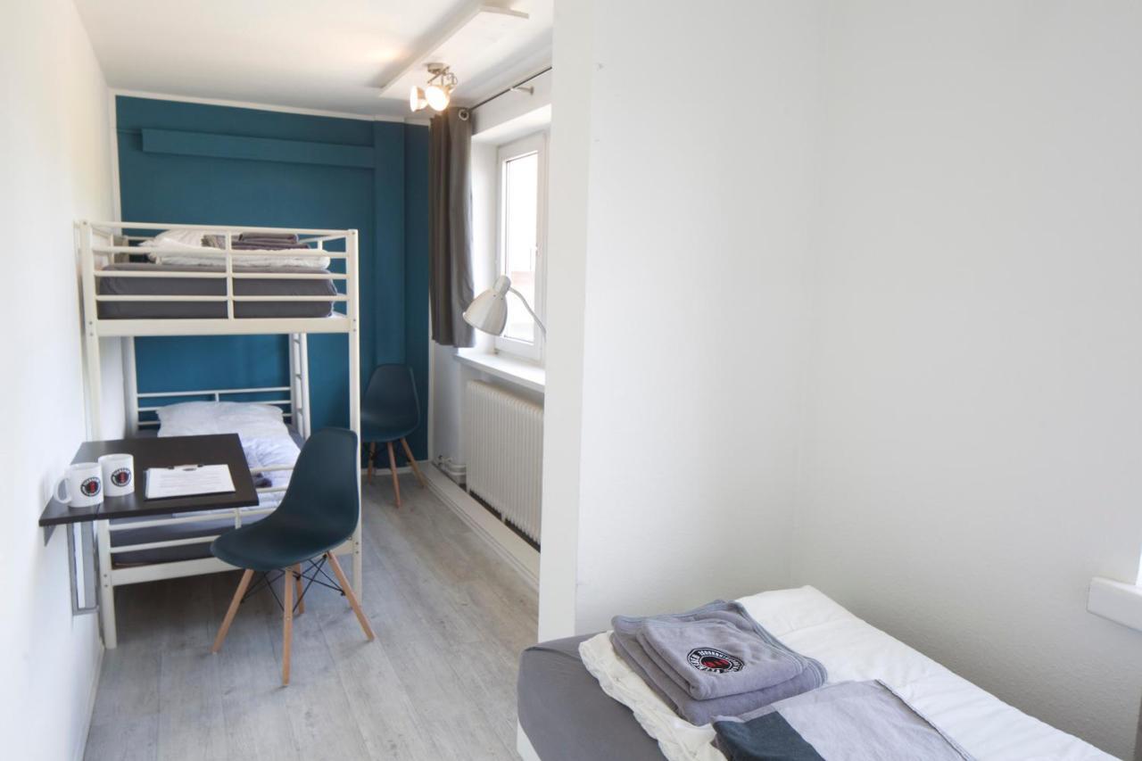 Flensbed Hotel & Hostel フレンスブルク エクステリア 写真